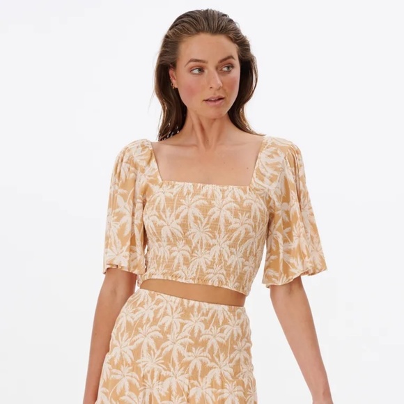 Rip Curl Tops - RIP CURL Women's Surf Palms Top